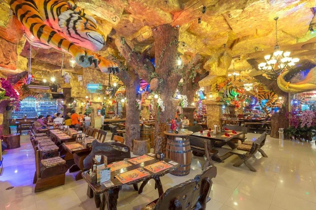 Tiger Complex By Eyg Hotel Patong Eksteriør billede