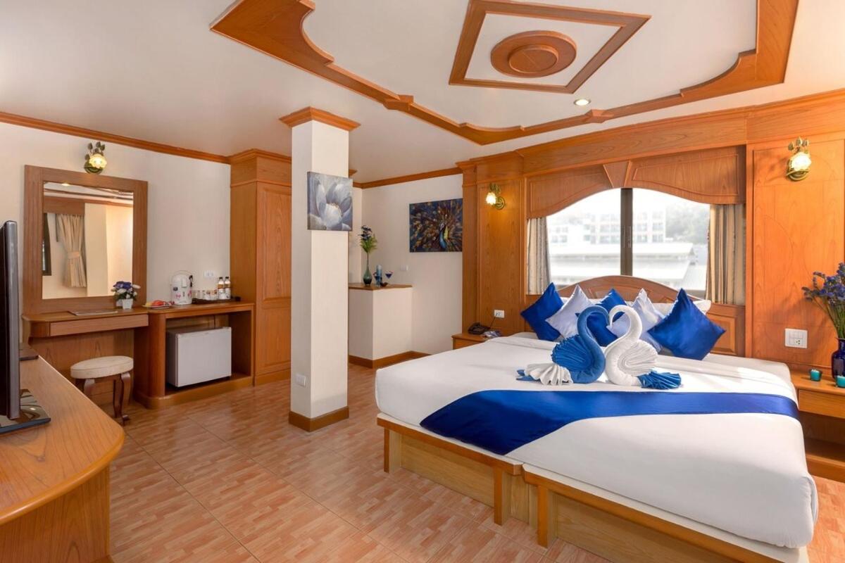 Tiger Complex By Eyg Hotel Patong Eksteriør billede